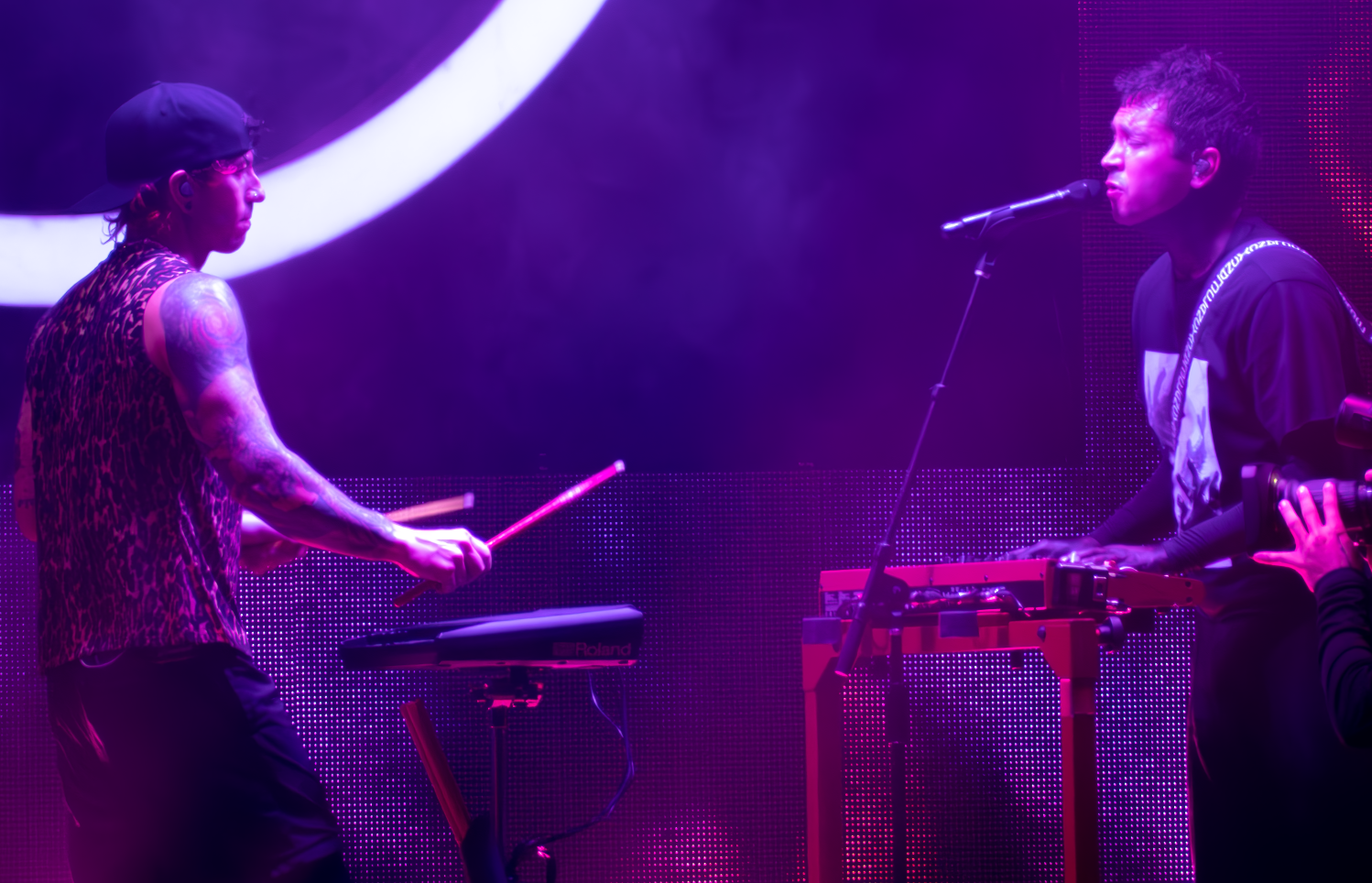TWENTY ONE PILOTS