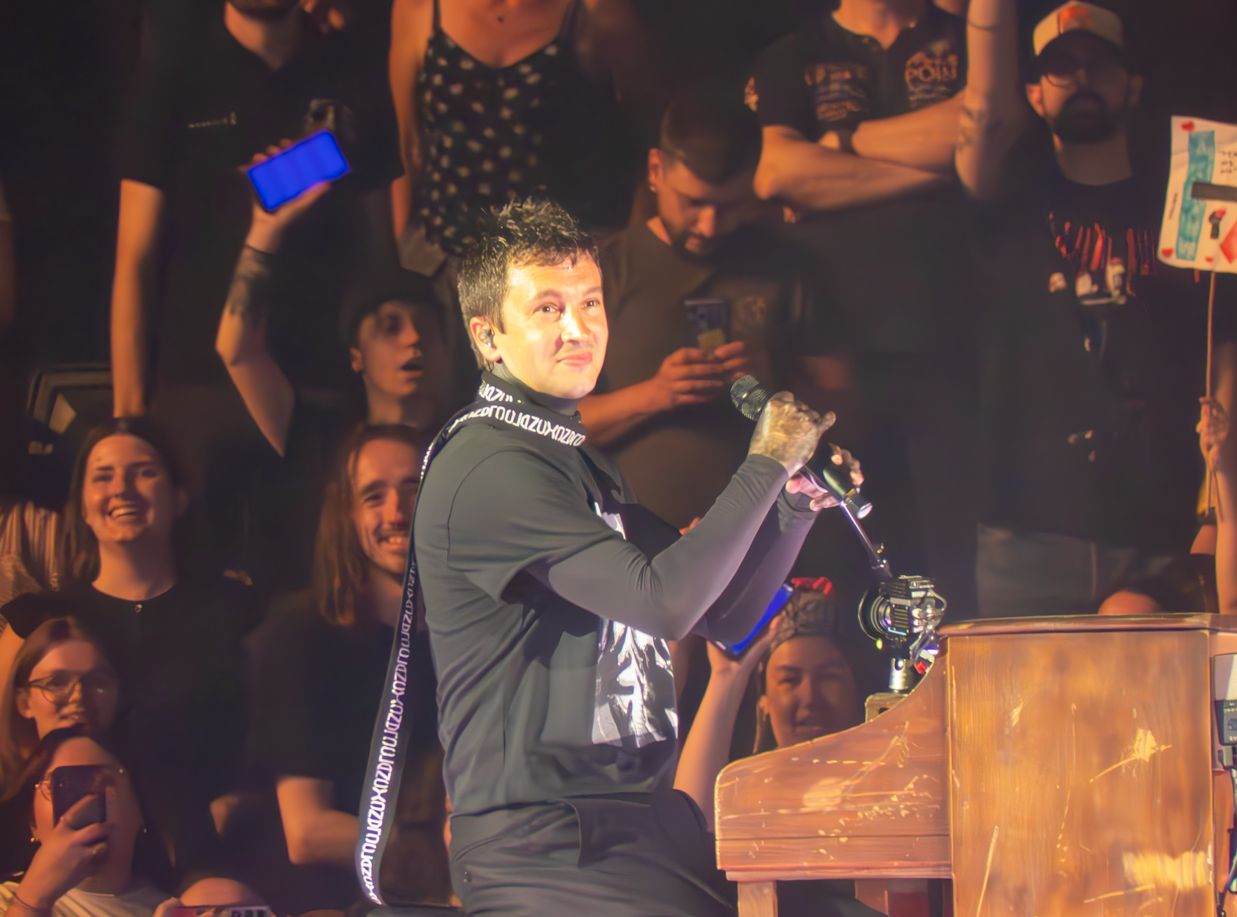 TWENTY ONE PILOTS
