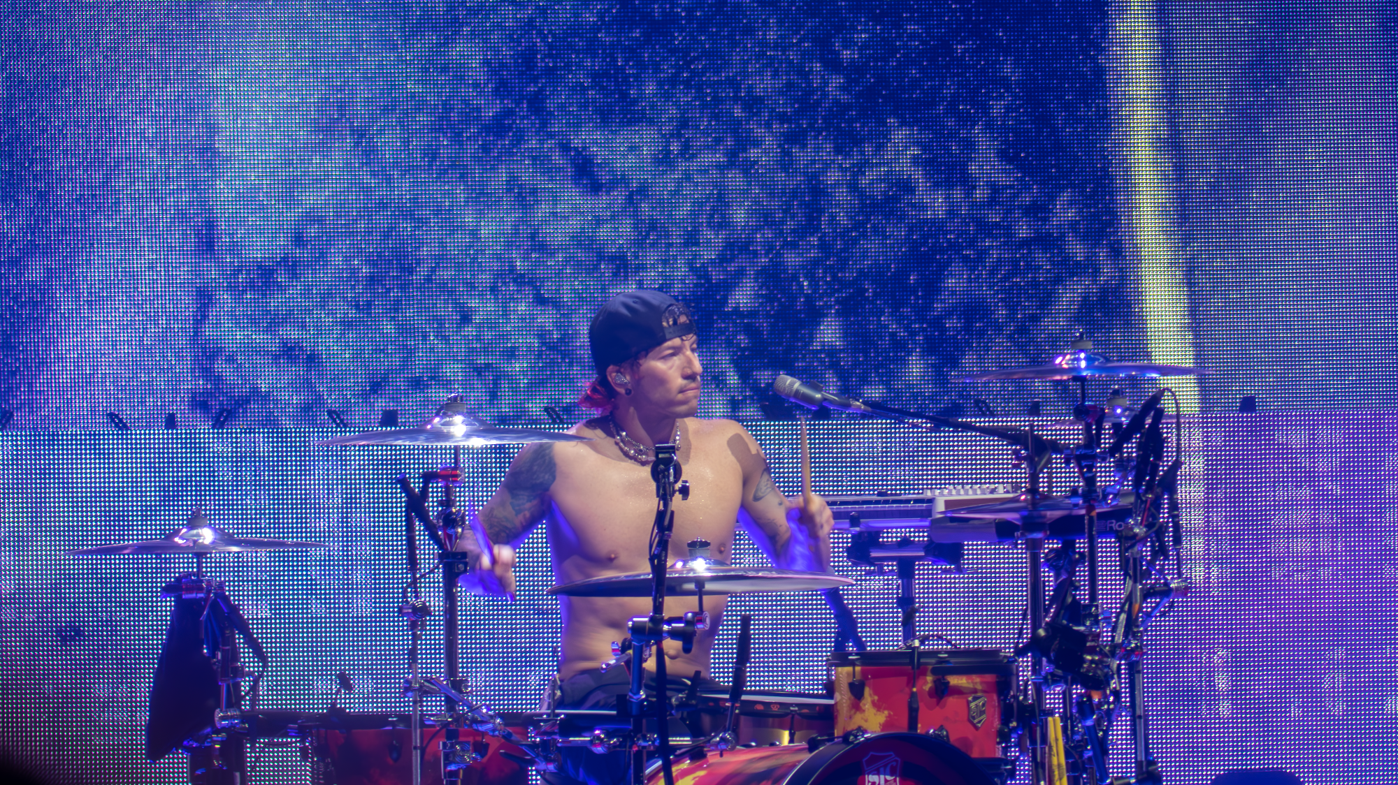TWENTY ONE PILOTS