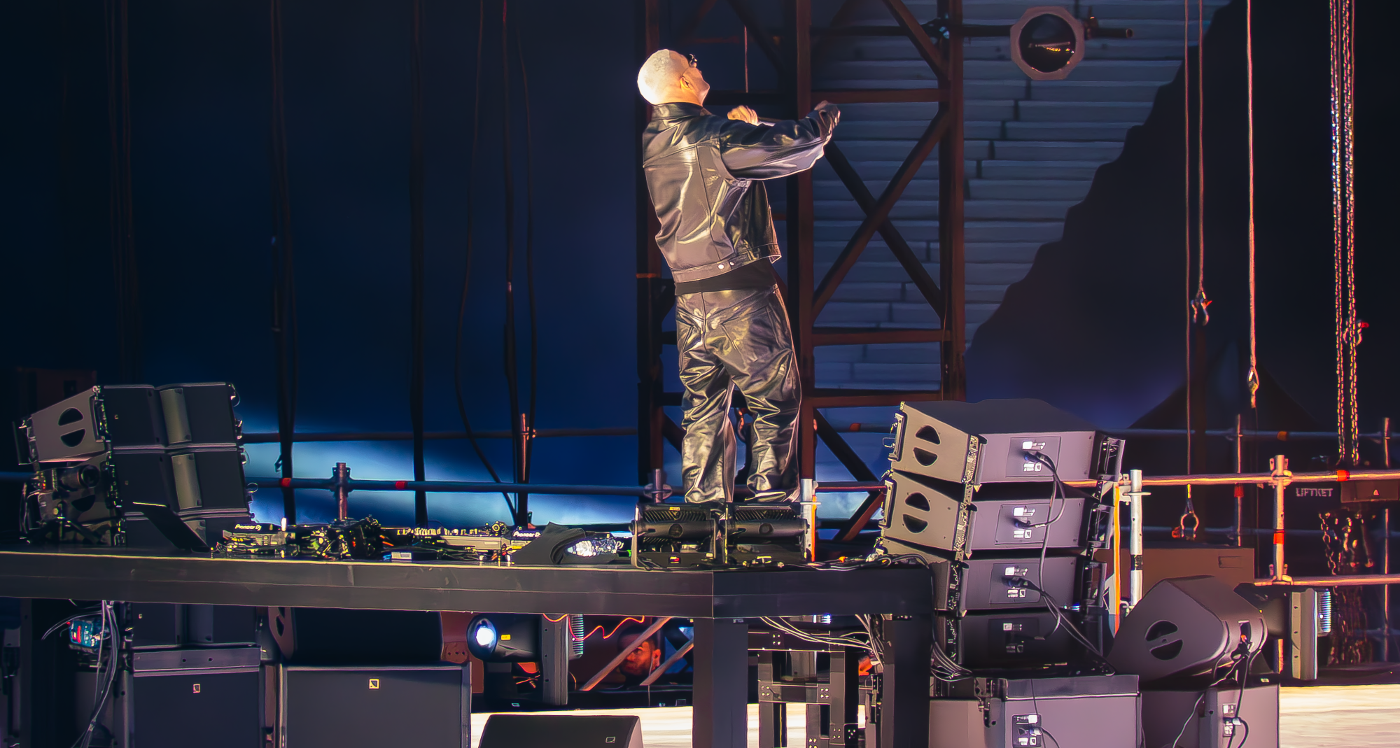 DJ SNAKE