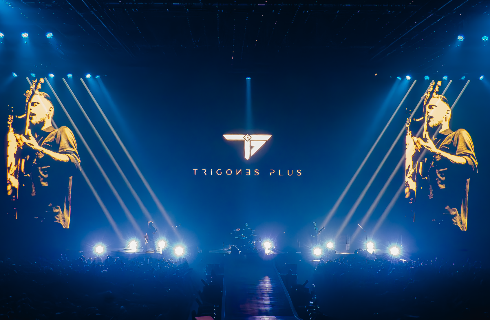 TRIGONES PLUS